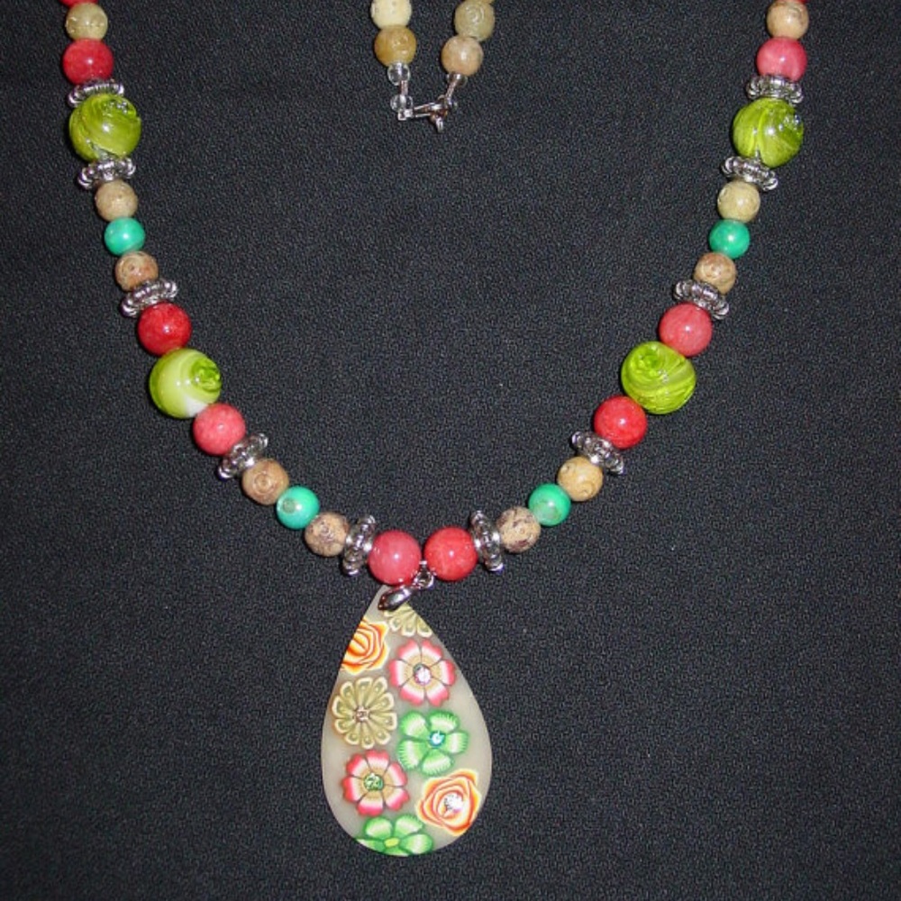 Tear Drop Flower Handmade Necklace Stone and Beads